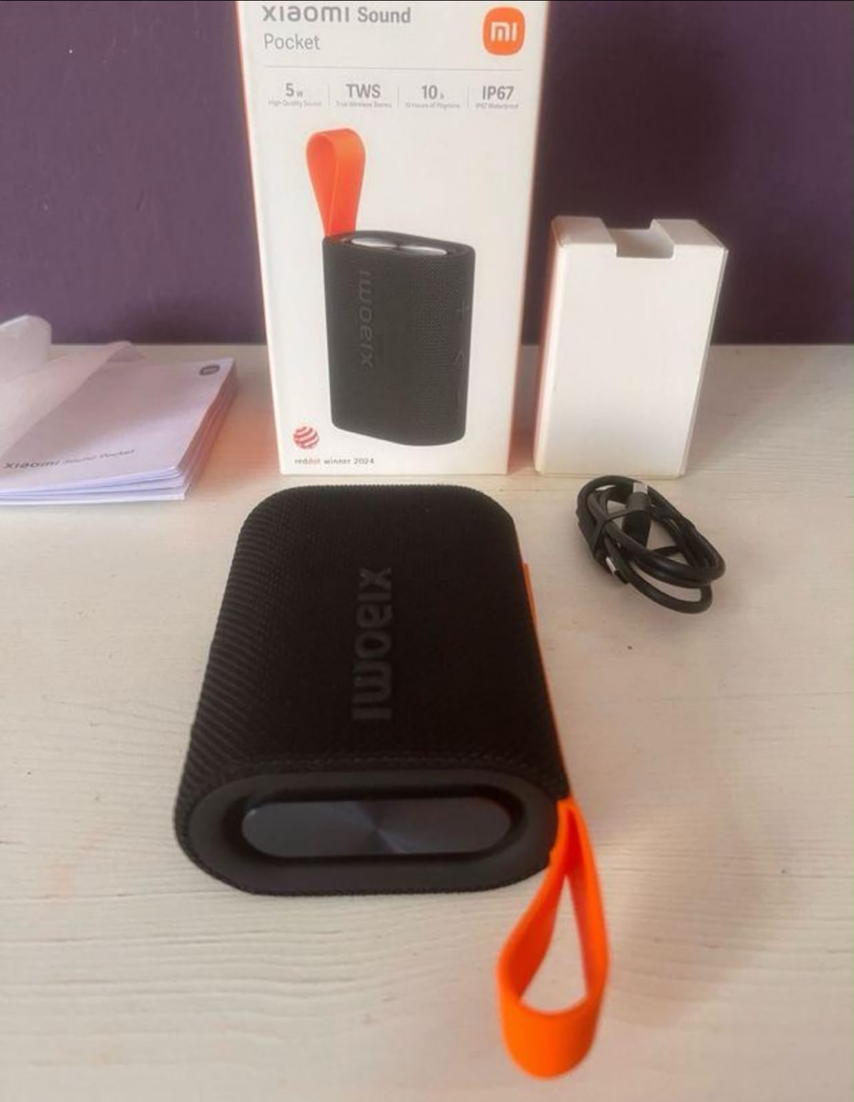 Contenido y accesorios del Xiaomi Sound Pocket